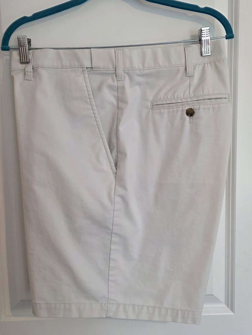 Croft & Barrow Light Beige Flat Front Chino Dad Shorts Cotton Blend NWOT